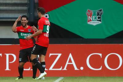 LIVE | Achahbar zet NEC vlak voor rust op 1-0