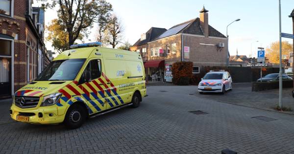 Fietsster naar ziekenhuis na botsing met automobilist in Boxtel.
