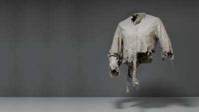 Aan flarden door ongeluk op het spoor