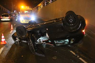 Twee spectaculaire ongelukken op één avond in Arnhem