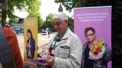 Jos had altijd een mitella bij zich: 'Met mijn hand in het verband kon ik niet schrijven’