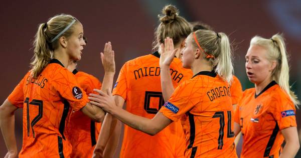 Leeuwinnen Stellen Met Zevenklapper Tegen Estland Ek Kwalificatie Veilig Nederlands Voetbal Bd Nl