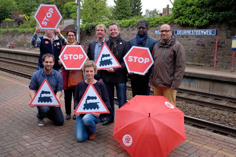 Sp.a wil meer stoptreinen naar Antwerpen | Mortsel | In de ...