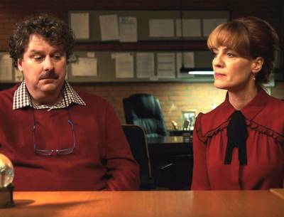 Cast Luizenmoeder komt met nieuw satirisch programma