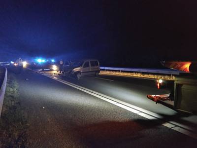 Ongeluk op A18, bestuurder met ernstige verwondingen naar ziekenhuis