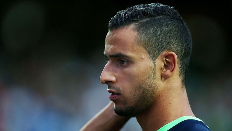 Chadli Tottenham - Nacer Chadli Photos Photos - Sunderland v Tottenham ... / Nacer chadli, fraîchement transféré à tottenham, s'est exprimé pour la première fois depuis qu'il a rejoint le club de premier league il y a quelques jours.