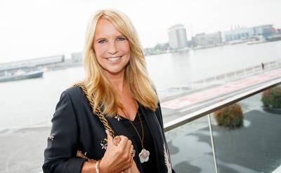 Linda's 'Oh wat een jaar' blijft goed scoren