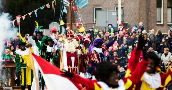 Eerste Intocht Afgelast Komt De Sint Elders Wel Aan Zo Hangt De Vlag Erbij In Jouw Woonplaats Alphen Ad Nl