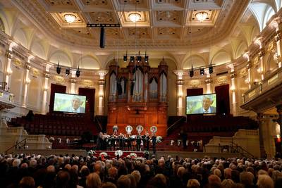 ‘Ik heb nog zoveel te zeggen', zei Wim Kok voor zijn laatste operatie