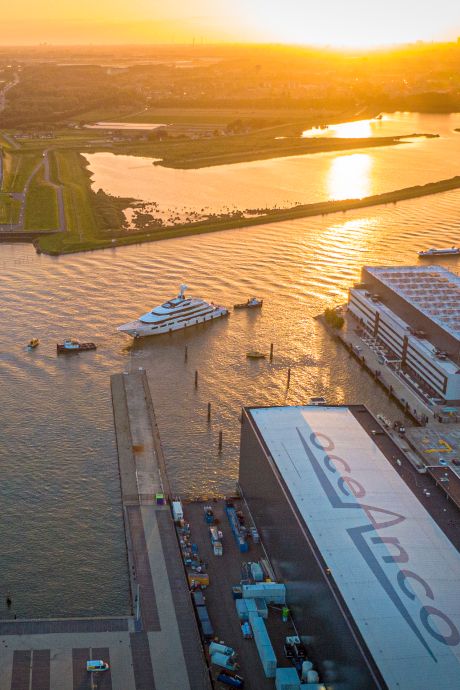 Feestvierder Op Boot Blijkt Besmet Tien Agenten In Quarantaine Binnenland Ad Nl