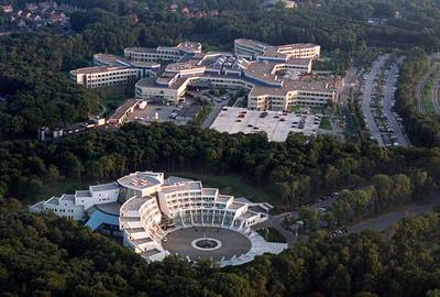 Vleugel Sanadome tijdelijk ontruimd na vondst fosforgranaten