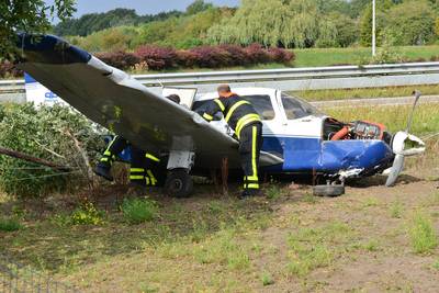 Vliegtuig schiet van baan op Breda International Airport, drie inzittenden ongedeerd
