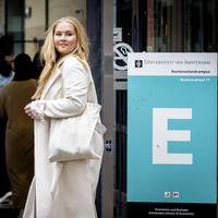 Dit moest prinses Amalia eten bij haar ontgroening