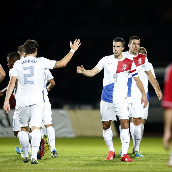 Van Persie Het Was Best Moeizaam Nederlands Voetbal Gelderlander Nl