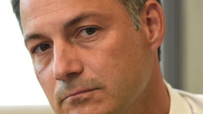 Alexander De Croo pleit voor paars-geel: “Vorm snel sobere regering met 10 ministers”