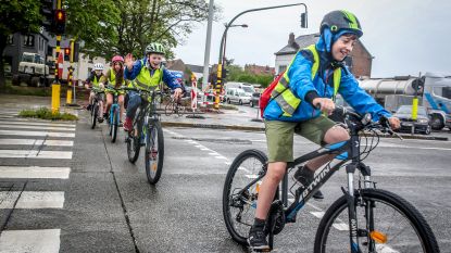 Drie schoolgaande kinderen? Dat kost je gemiddeld 294 euro per maand