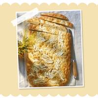 Venkelfocaccia met knapperige pangrattato
