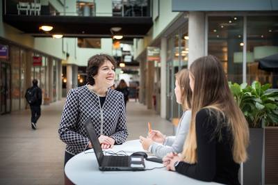 ROC's waarschuwen voor wegkapen studenten