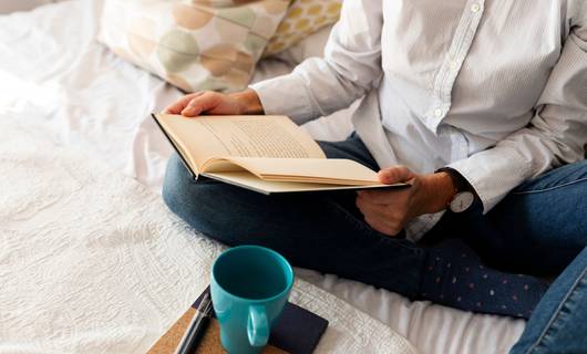 Een vetvlek in je boek? Met deze tips verwijder je vlekken uit papier