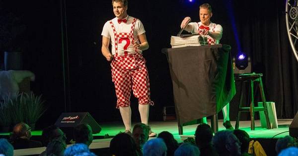Bont spektakel op carnavalsgala in Deurningen | Dinkelland - Tubantia