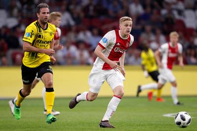 VVV makkie voor Ajax, Stam gaat met PEC voor drie op rij