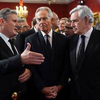 Britse oud-premier Tony Blair roept partijgenoot Keir Starmer op tot ‘plan om immigratie te controleren’