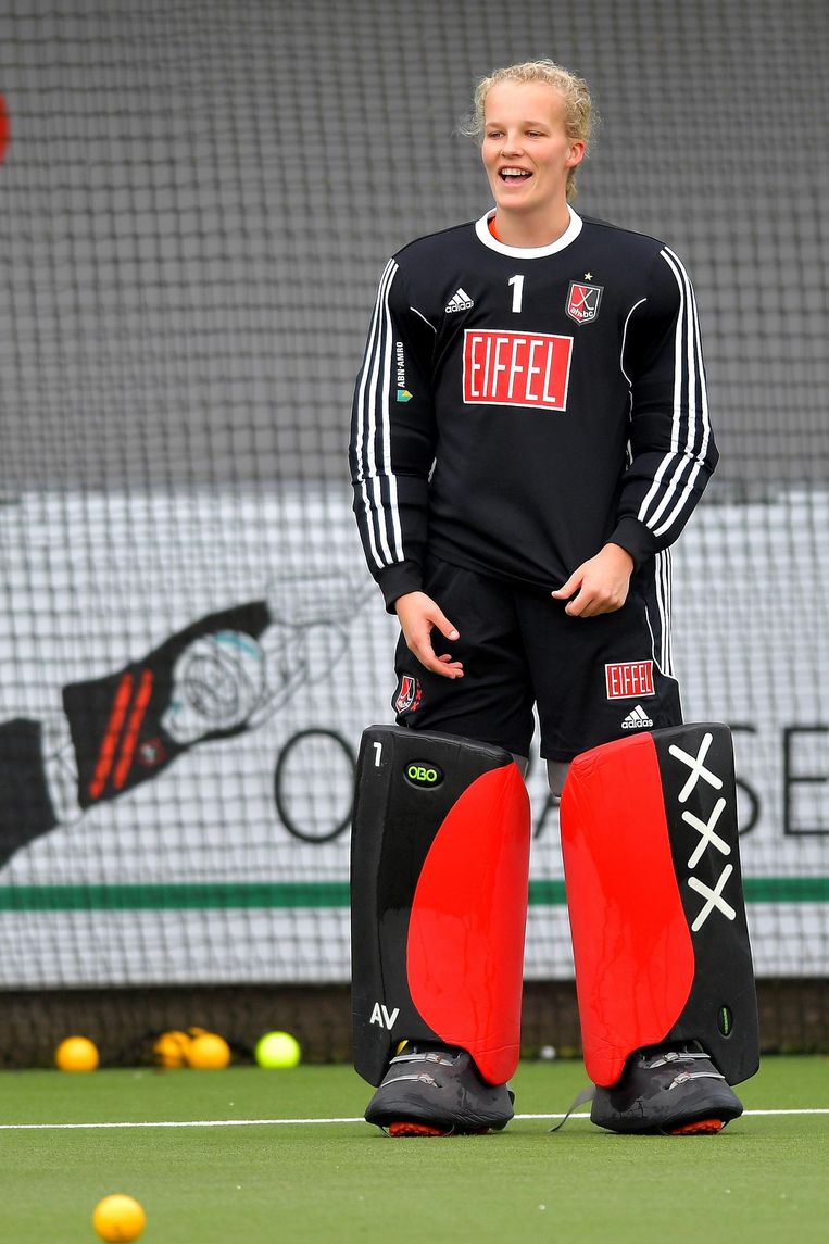 Wordt Anne Veenendaal De Eerste Keeper Van Oranje Het Parool