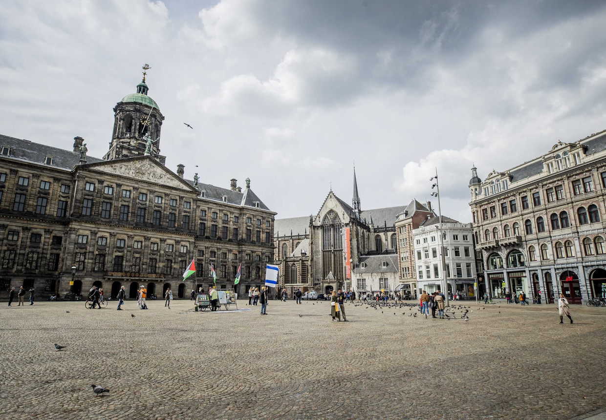 Een Andere 4 Mei Dan We Gewend Zijn Koning Speecht Op Lege Dam Het Parool