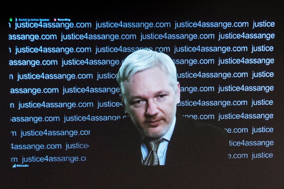 Zweden staakt onderzoek naar Julian Assange in 