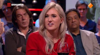 Britt Dekker roert kijkers met emotioneel verhaal over dode vader