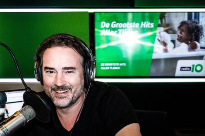Jeroen Nieuwenhuize verlengt Radio 10-contract