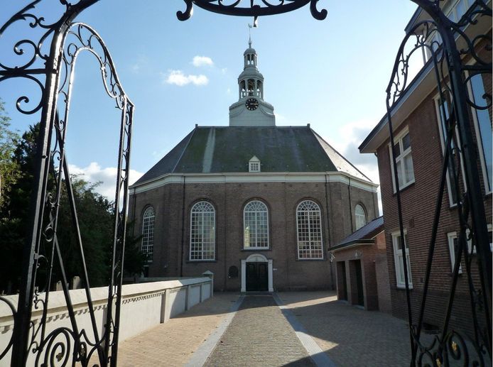 Kerkgebouw van de 
Hervormde Gemeente 's Grevelduin en Vrijhoeve-Capelle, Hoofdstraat 25